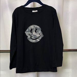 Mish boys Black Long-Sleeve Tee with Grey Camo Smiley size 6